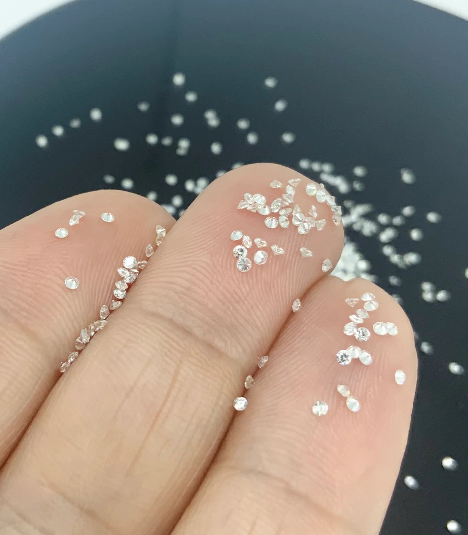 1.1mm CVD Lab Grown Diamond Melee: DEF VS Round Brilliant Cut