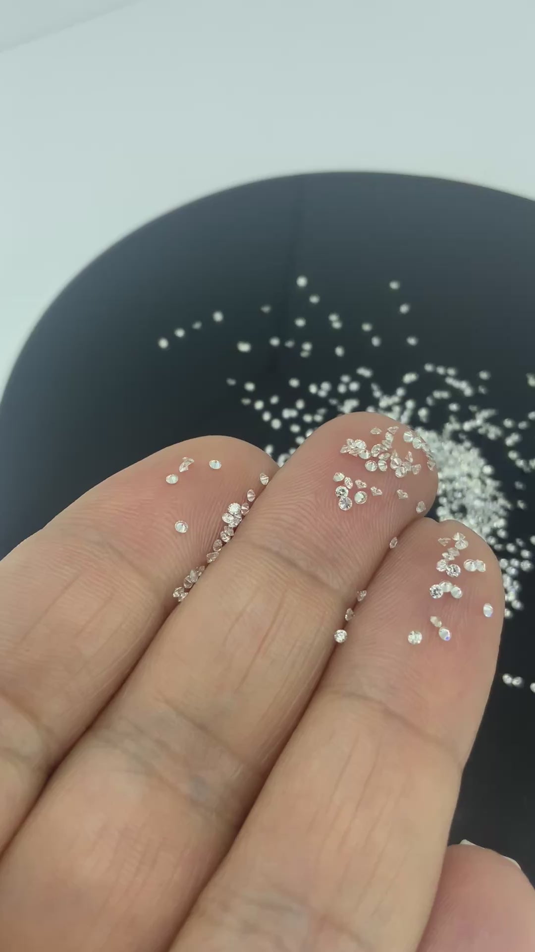 1.1mm CVD Lab Grown Diamond Melee: DEF VS Round Brilliant Cut